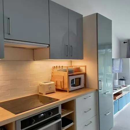Prázdninový dům Maison Mitoyenne Dans Eco Village Sur Du